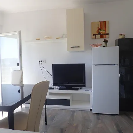 Morjani Селине