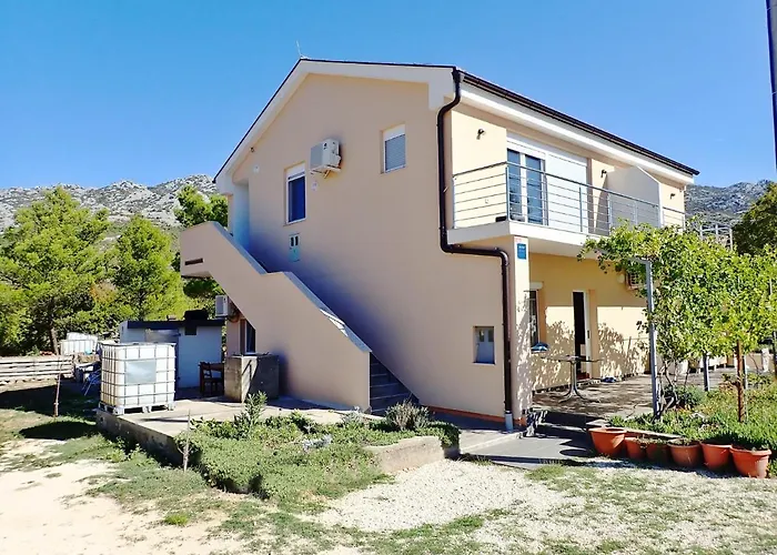 Apartment Morjani Seline